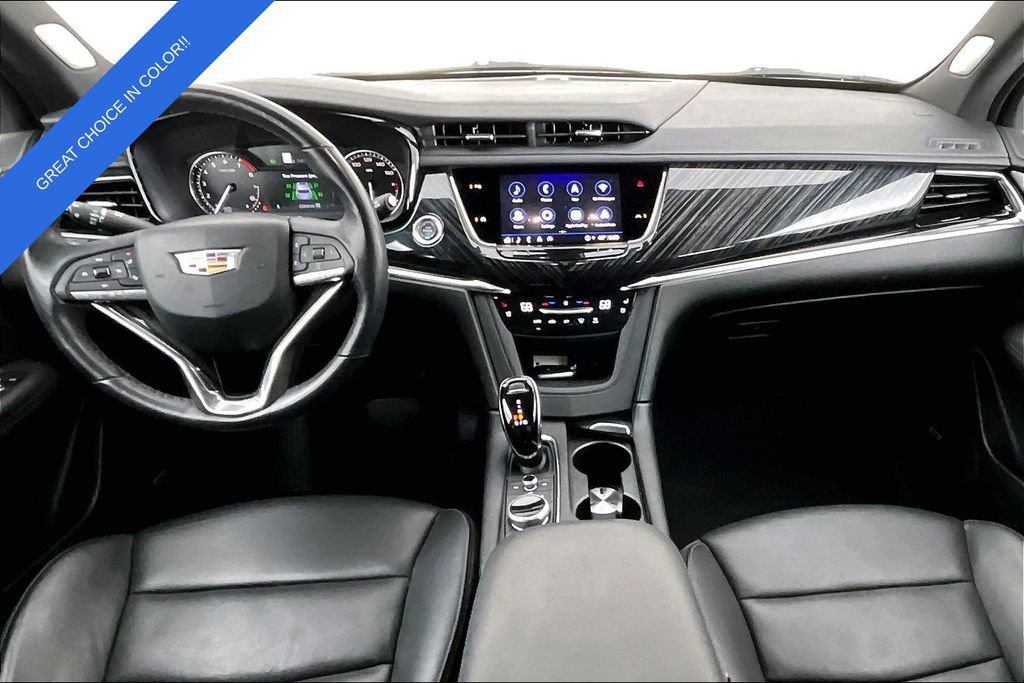 Used 2025 Cadillac XT6 Premium Luxury image 21