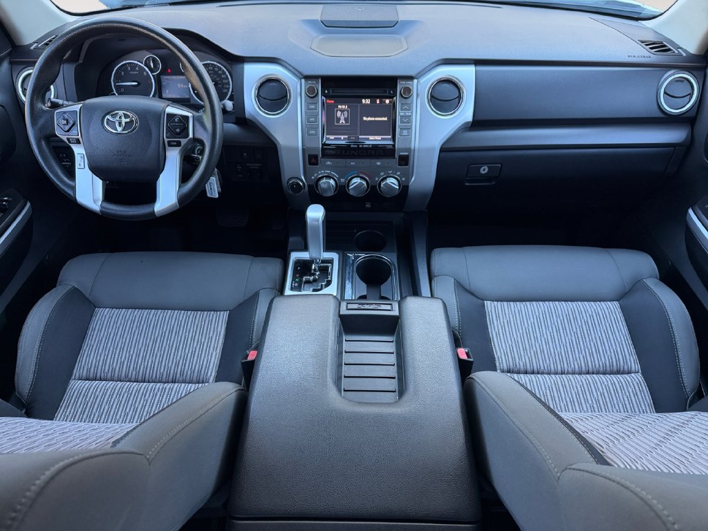 Used 2017 Toyota Tundra SR5 w/ SR5 Upgrade Package AWD/4WD image 16
