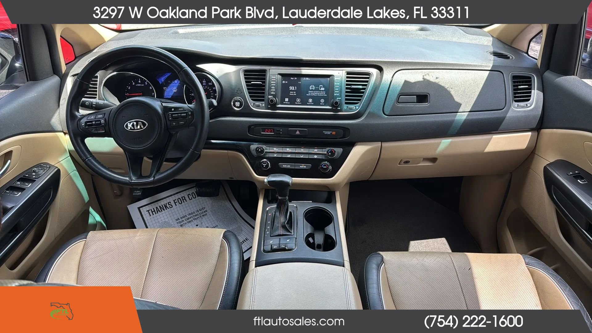 Used 2017 Kia Sedona LX w/ LX Essentials Premium Package FWD image 32