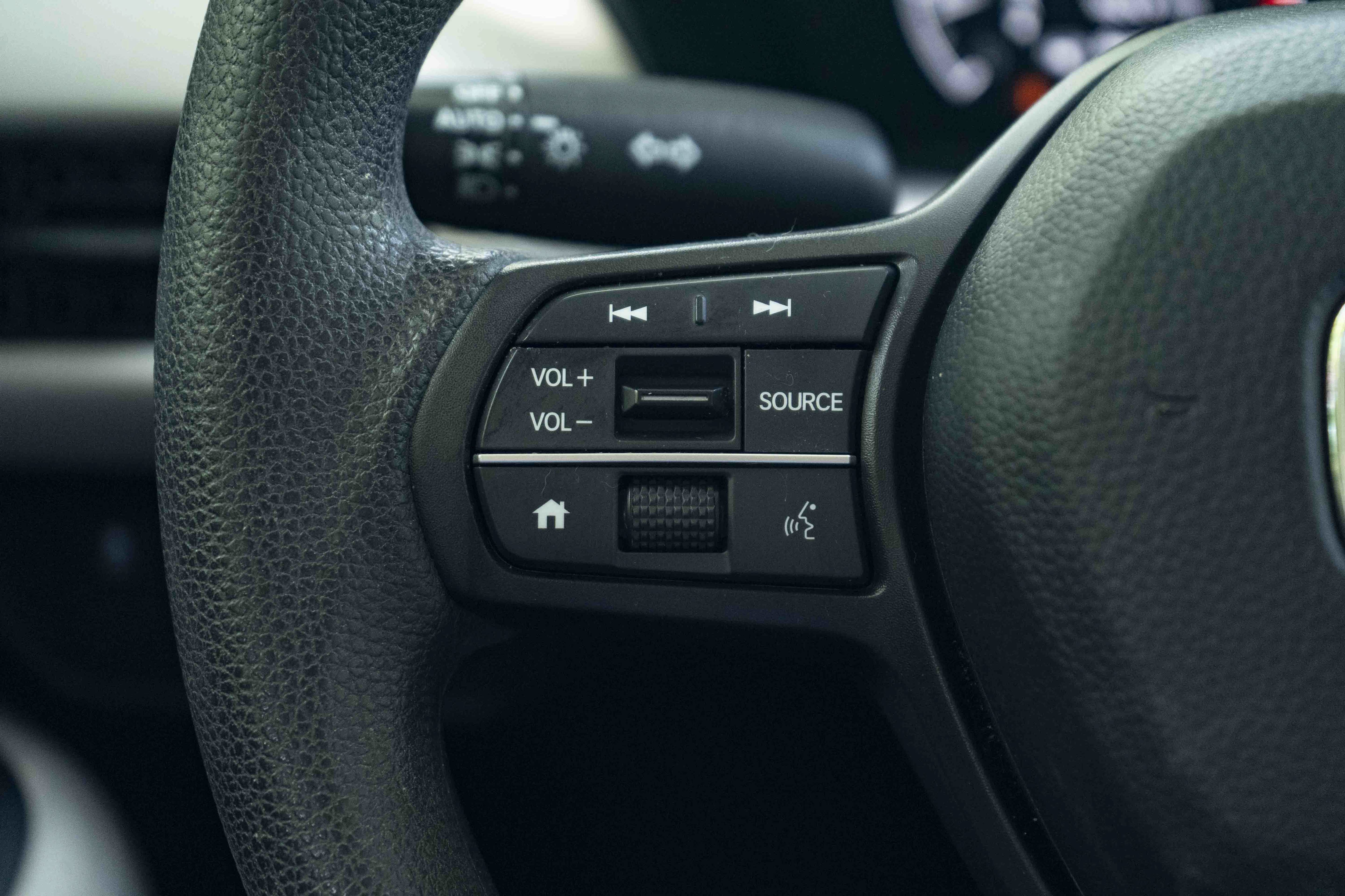Used 2023 Honda HR-V LX image 20