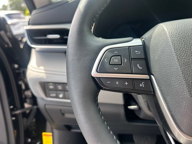 Used 2025 Toyota Highlander Platinum AWD/4WD image 20