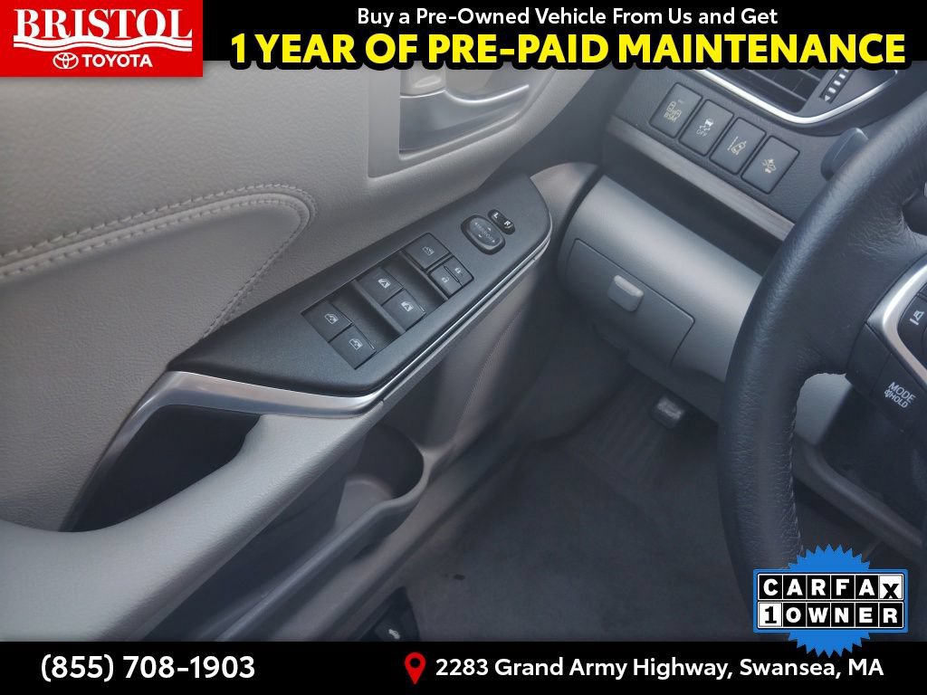 Used 2015 Toyota Camry XLE w/ Advanced Technology Package FWD image 23