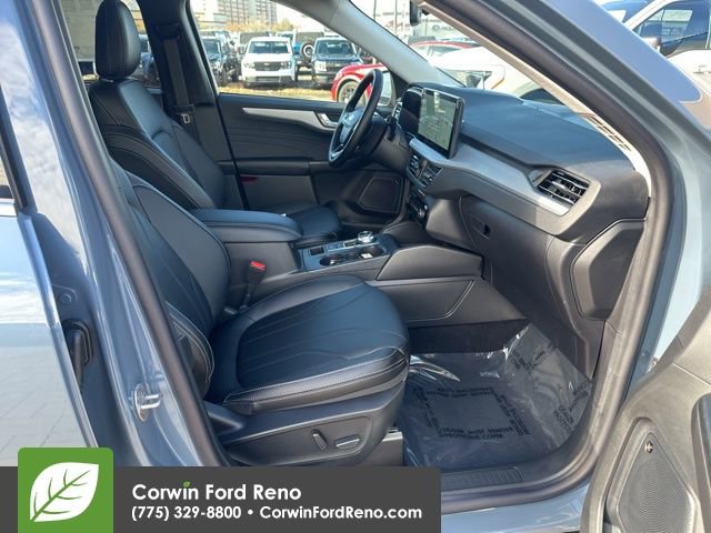 New 2025 Ford Escape SE w/ PHEV Premium Package image 33