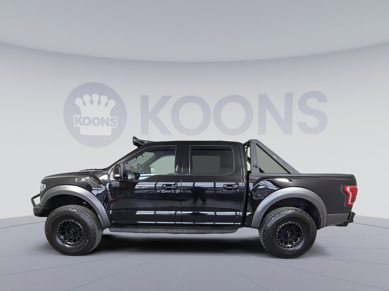 Used 2017 Ford F150 Raptor w/ Equipment Group 802A Luxury image 2