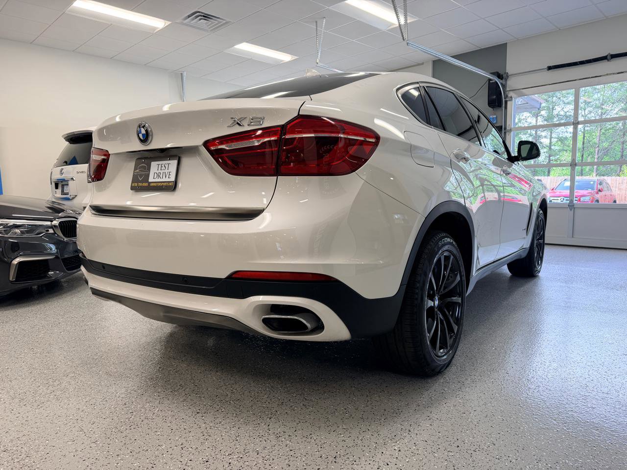 Used 2019 BMW X6 sDrive35i RWD image 10