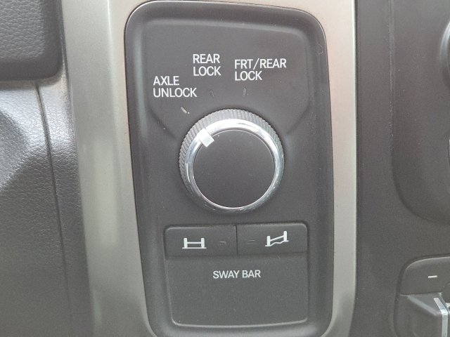 Used 2015 RAM 2500 Power Wagon w/ Luxury Group image 7