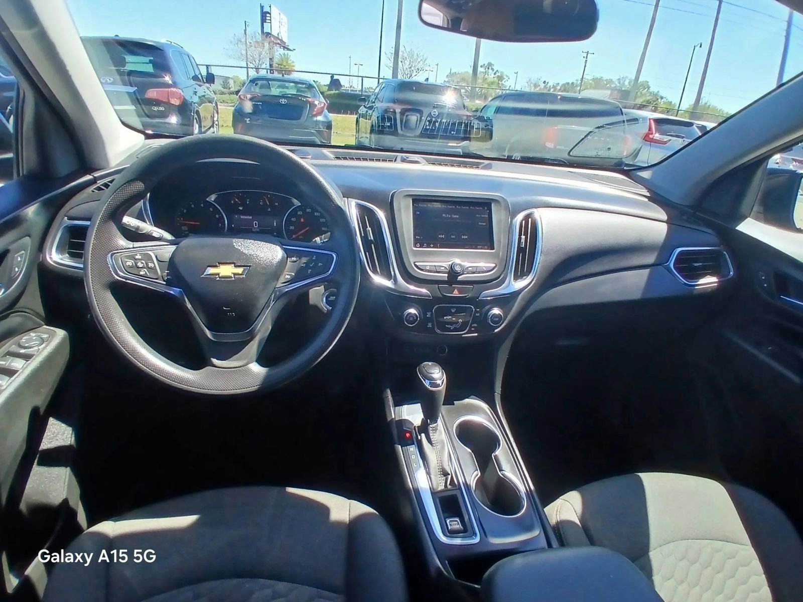 Used 2021 Chevrolet Equinox LT image 25