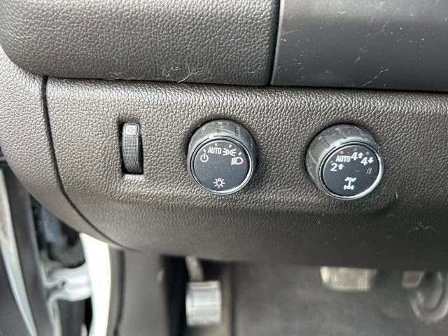 Used 2022 Chevrolet Colorado LT w/ Safety Package image 18