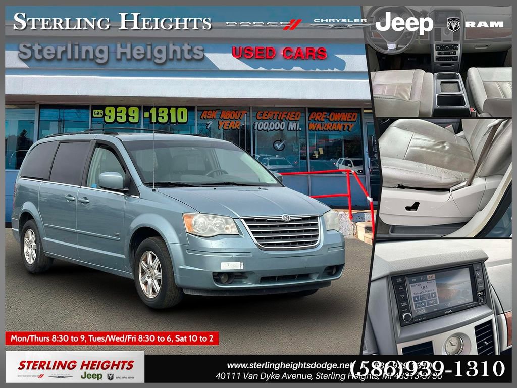 Used 2008 Chrysler Town & Country Touring image 1