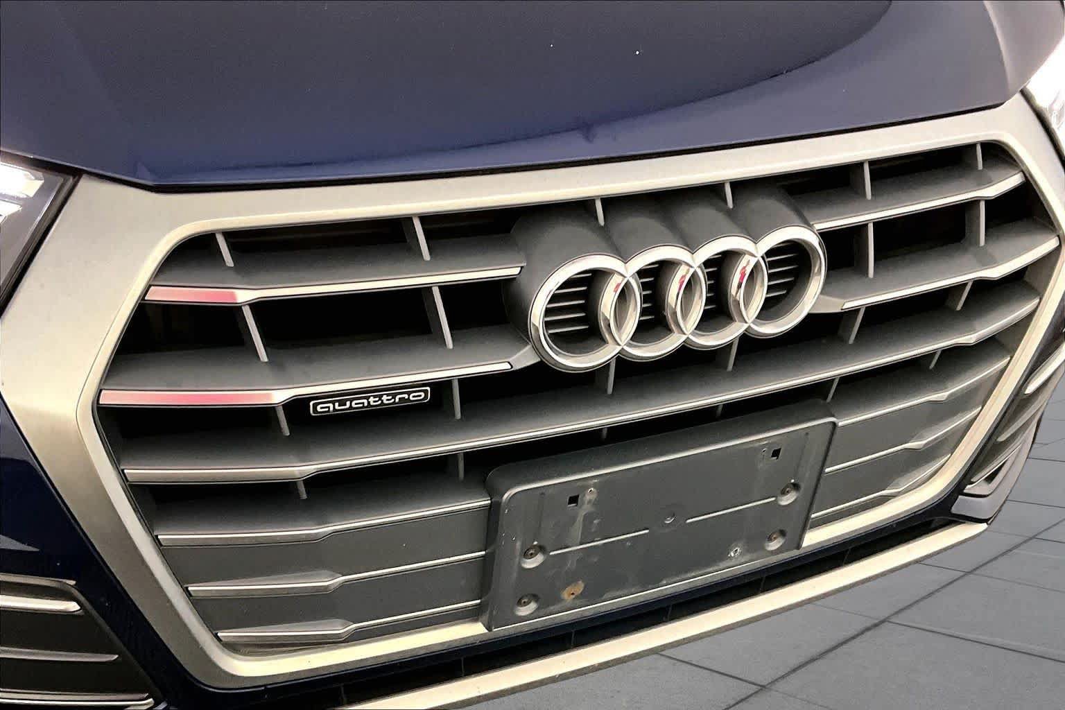 Used 2018 Audi Q5 2.0T Premium AWD/4WD image 32