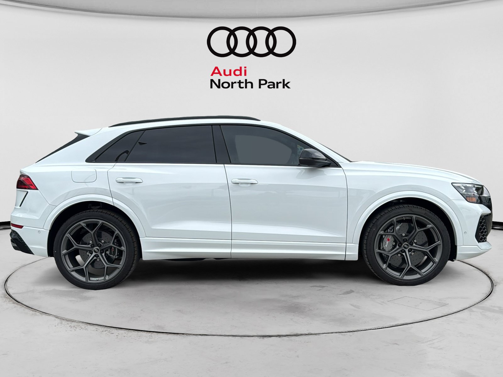 New 2026 Audi RS Q8 performance AWD/4WD image 9