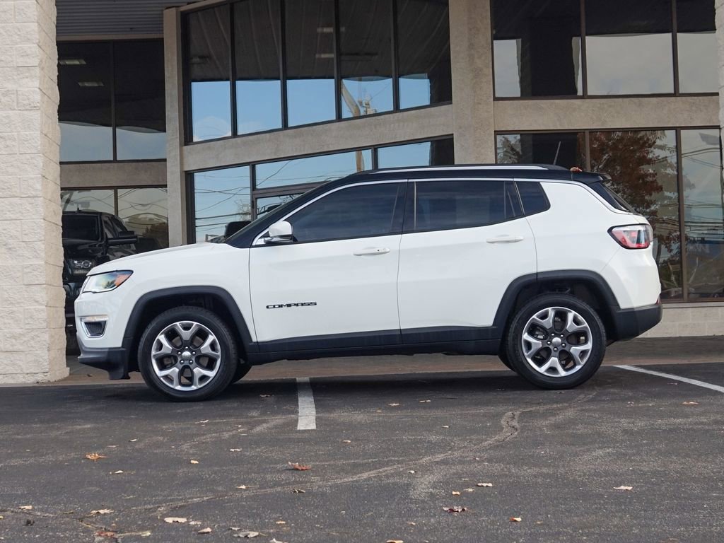 Used 2018 Jeep Compass Limited w/ Navigation Group image 9