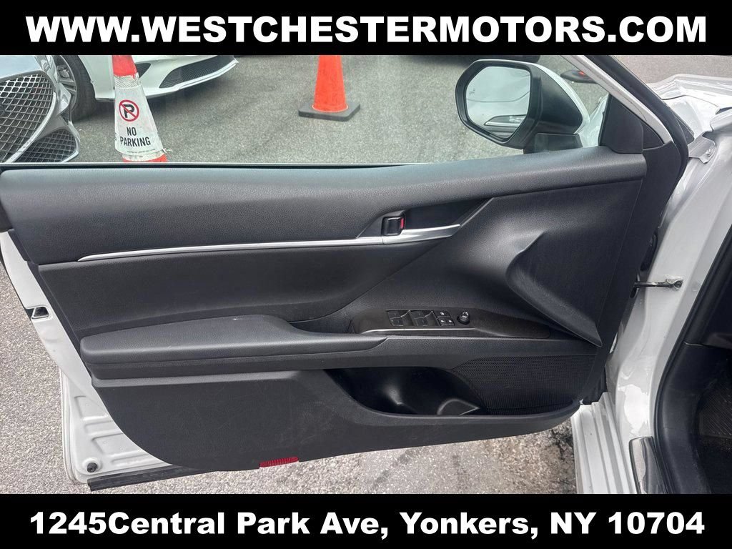 Used 2024 Toyota Camry SE w/ Convenience Package FWD image 27
