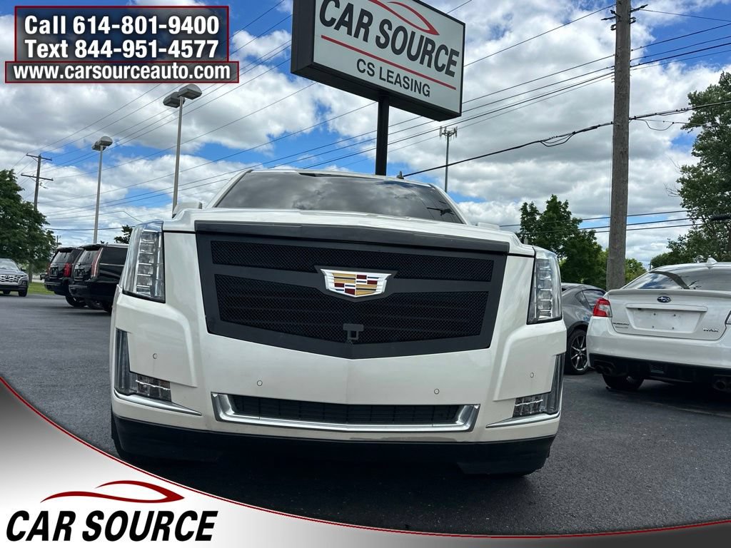 Used 2015 Cadillac Escalade Luxury AWD/4WD image 2