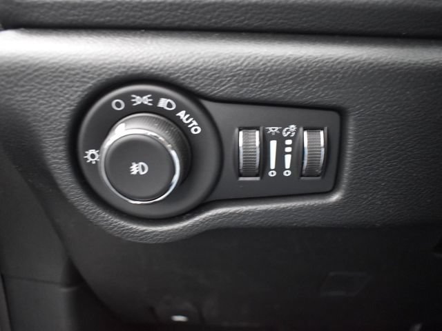New 2026 Chrysler Pacifica Limited w/ S Appearance Package FWD image 15