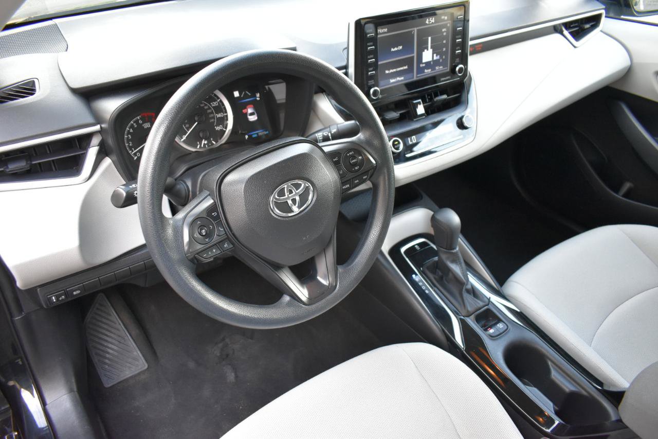 Used 2021 Toyota Corolla LE image 10
