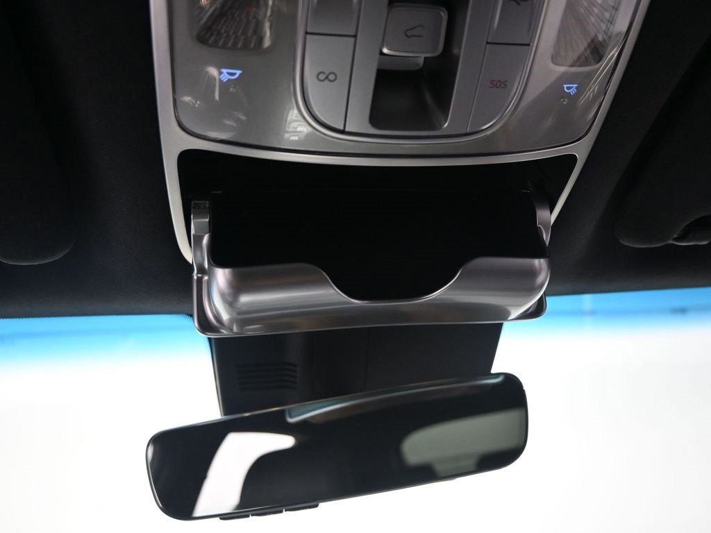 Used 2022 Genesis GV70 3.5T Sport w/ Sport Prestige Package image 44