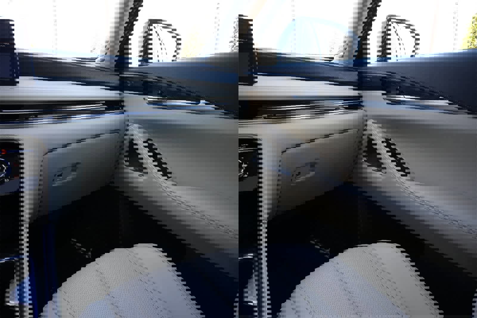 Certified 2025 INFINITI QX60 Sensory image 8