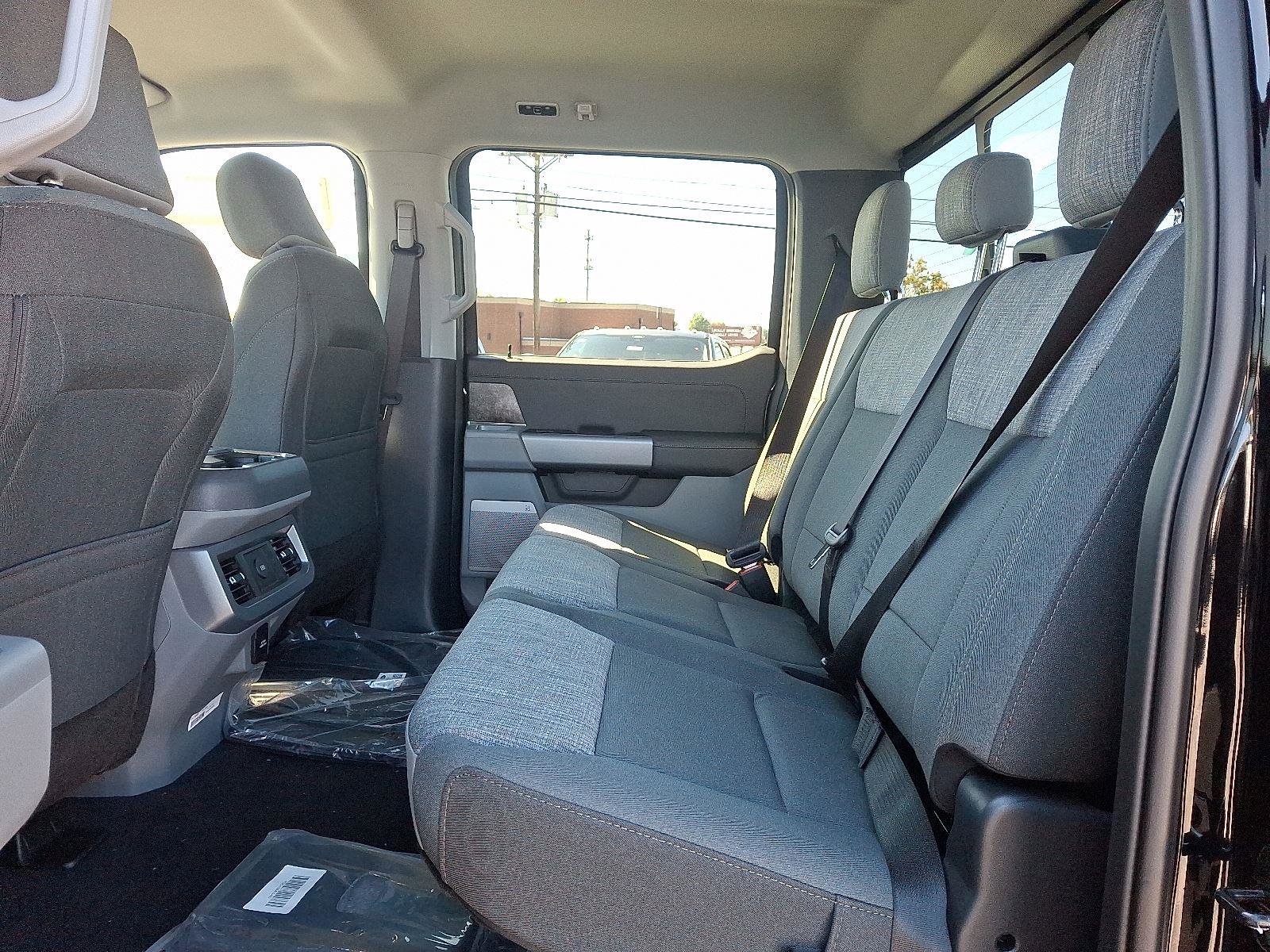 New 2026 Ford F250 XLT w/ XLT Premium Package image 8