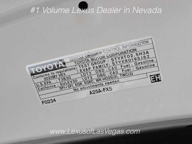 Used 2025 Toyota Sienna XSE w/ XSE Plus Package FWD image 27