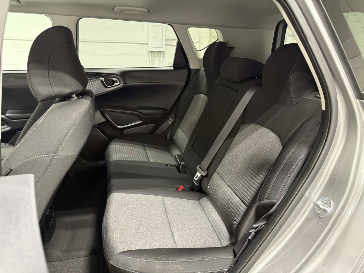 Used 2023 Kia Soul EX image 19