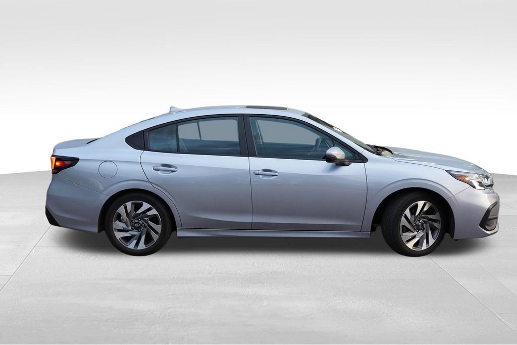 Used 2024 Subaru Legacy Limited AWD/4WD image 3