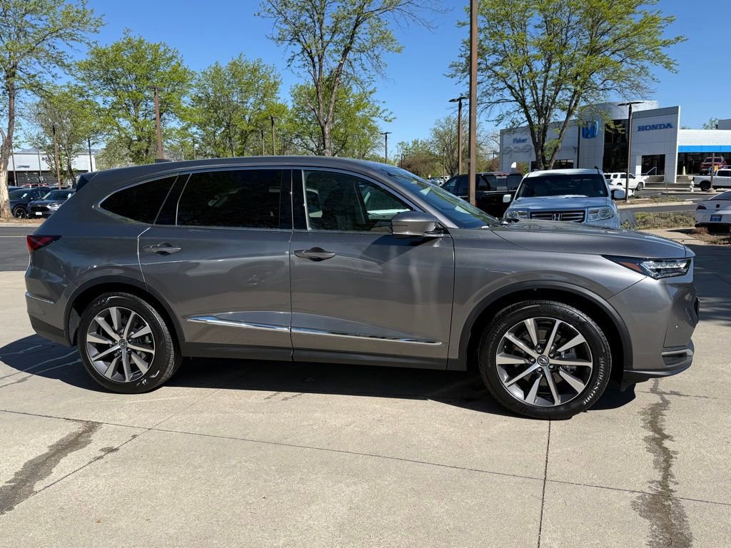 Certified 2026 Acura MDX w/ Technology Package AWD/4WD image 3