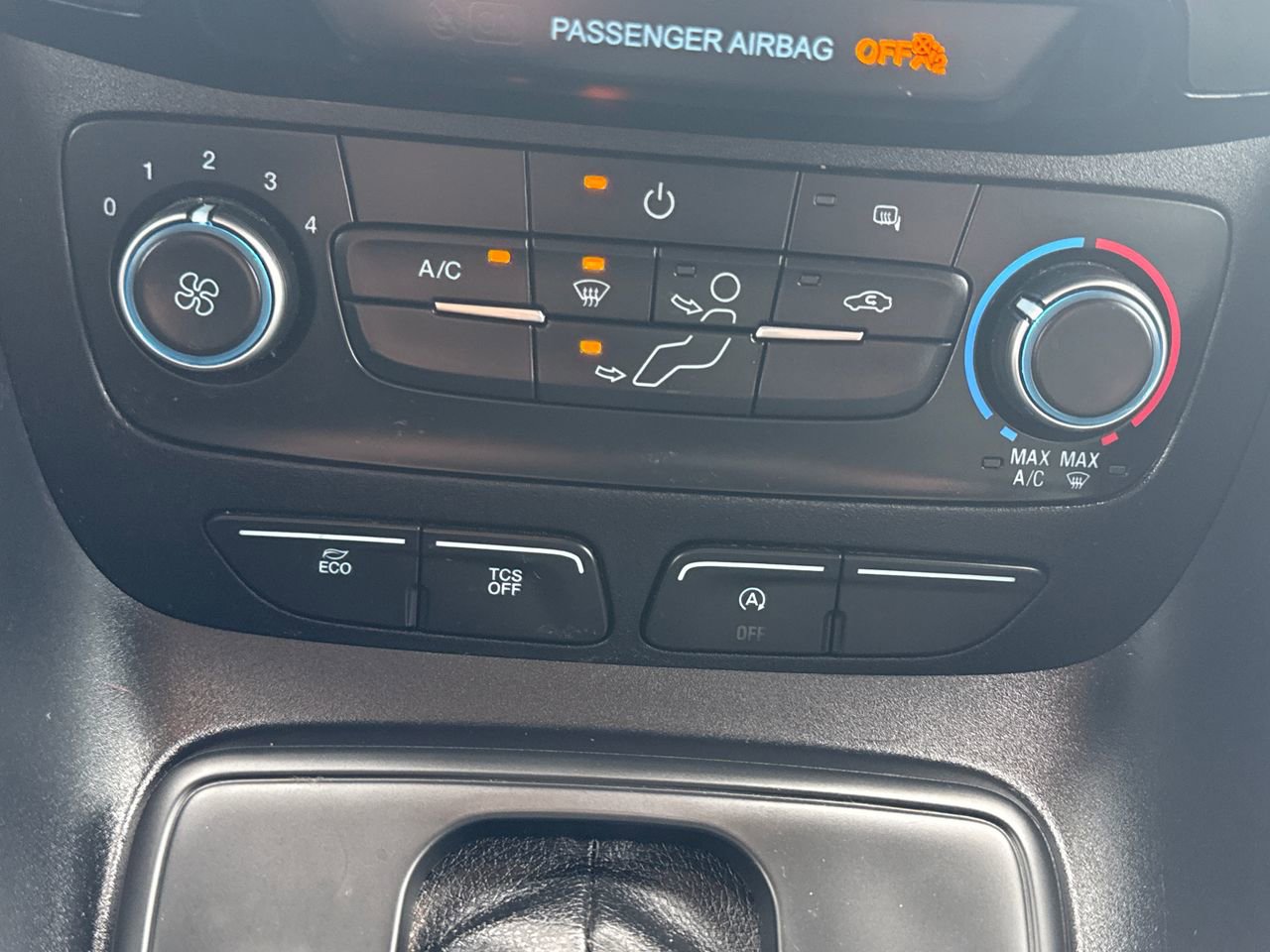 Used 2023 Ford Transit Connect XL image 23