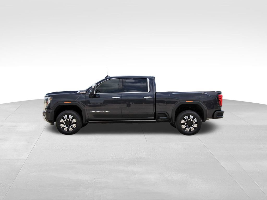 Used 2024 GMC Sierra 2500 Denali w/ Denali Reserve Package image 3