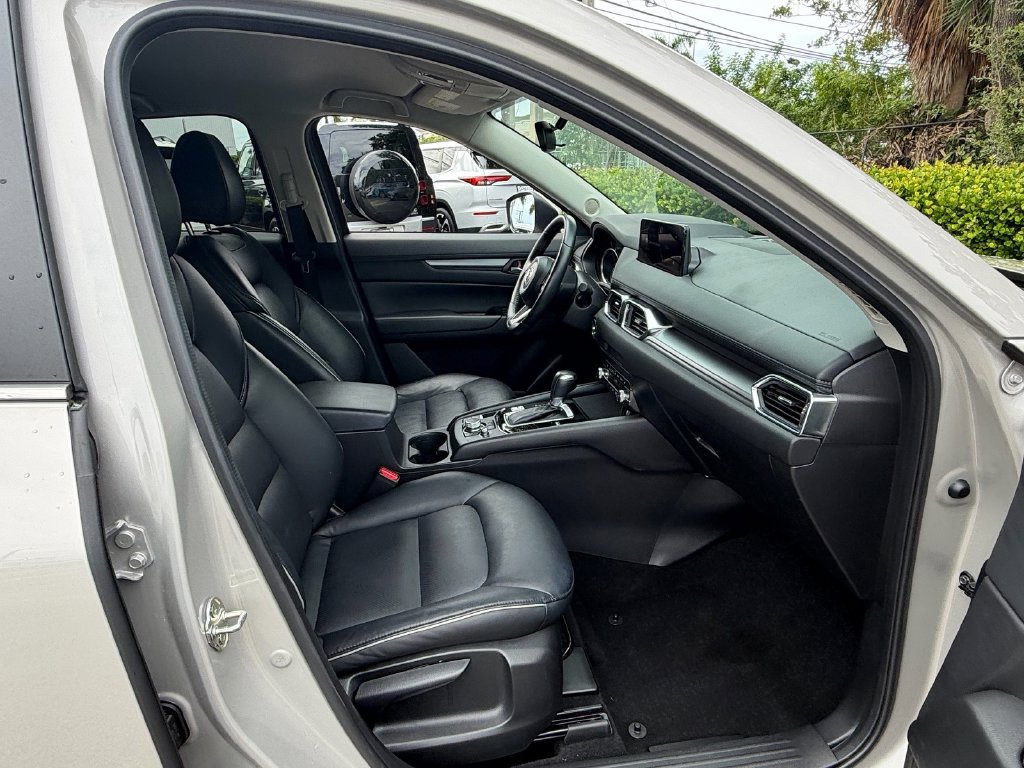 Used 2025 MAZDA CX-5 AWD 2.5 S w/ Select Package image 16