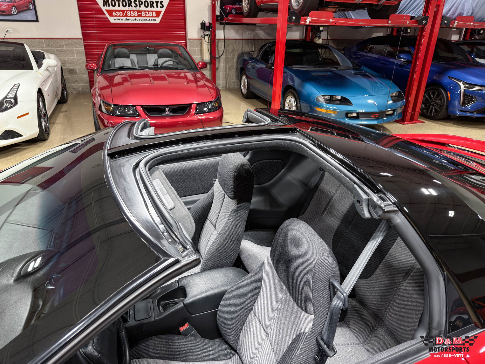 Used 1994 Chevrolet Camaro Z28 RWD image 35