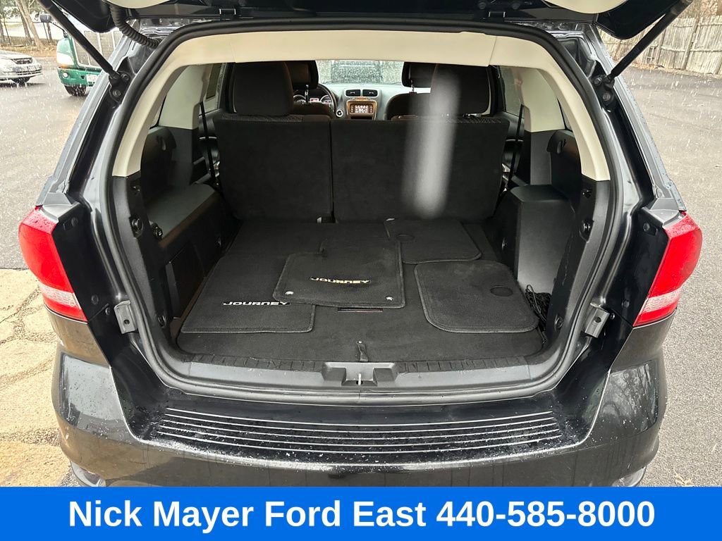 Used 2013 Dodge Journey SXT image 18