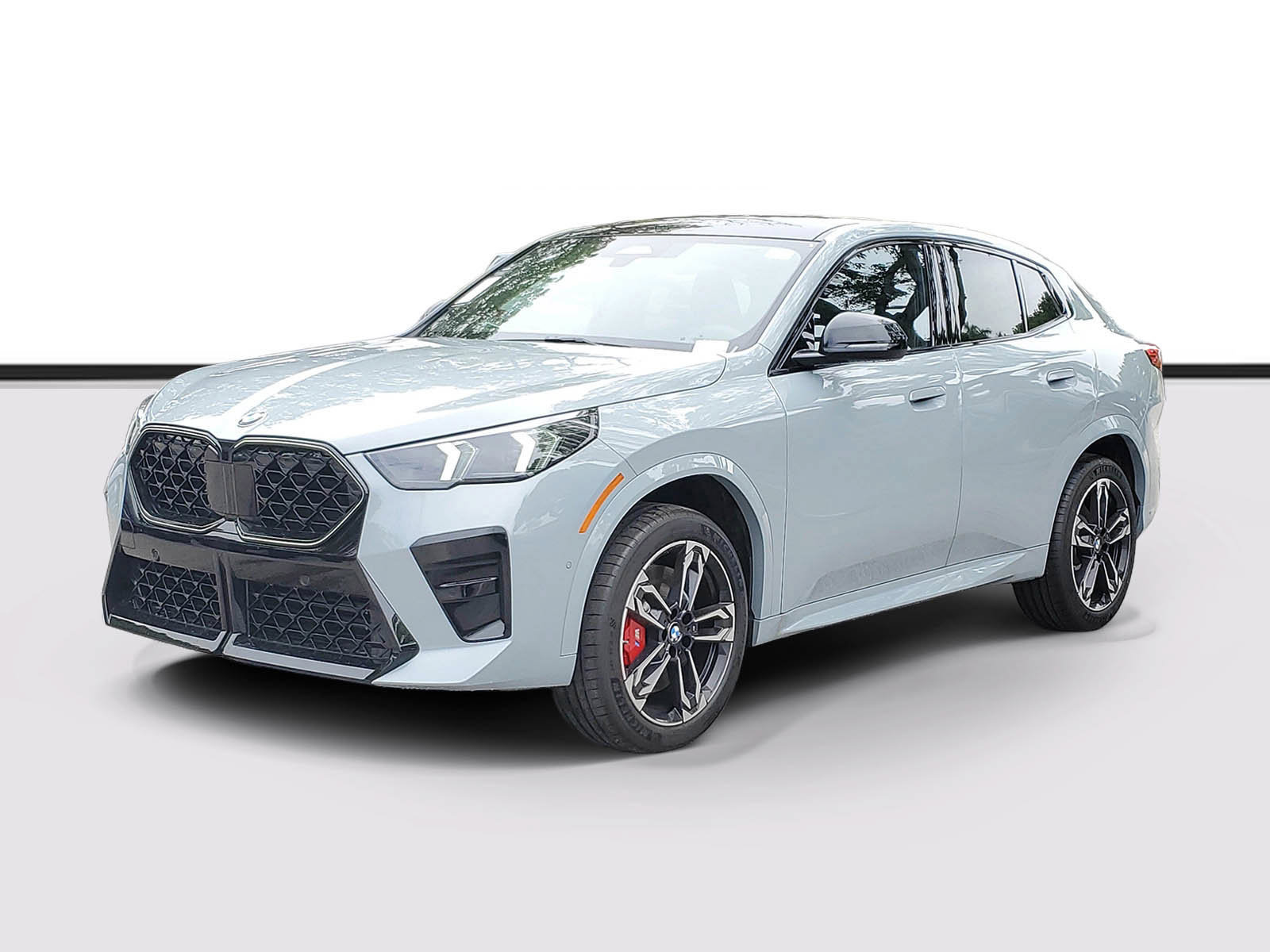 New 2026 BMW X2 xDrive28i w/ M Sport Package AWD/4WD image 2