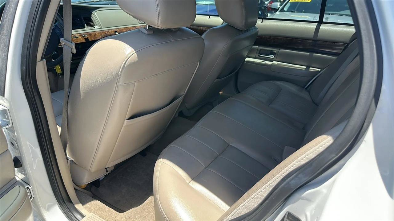 Used 2011 Mercury Grand Marquis LS RWD image 66