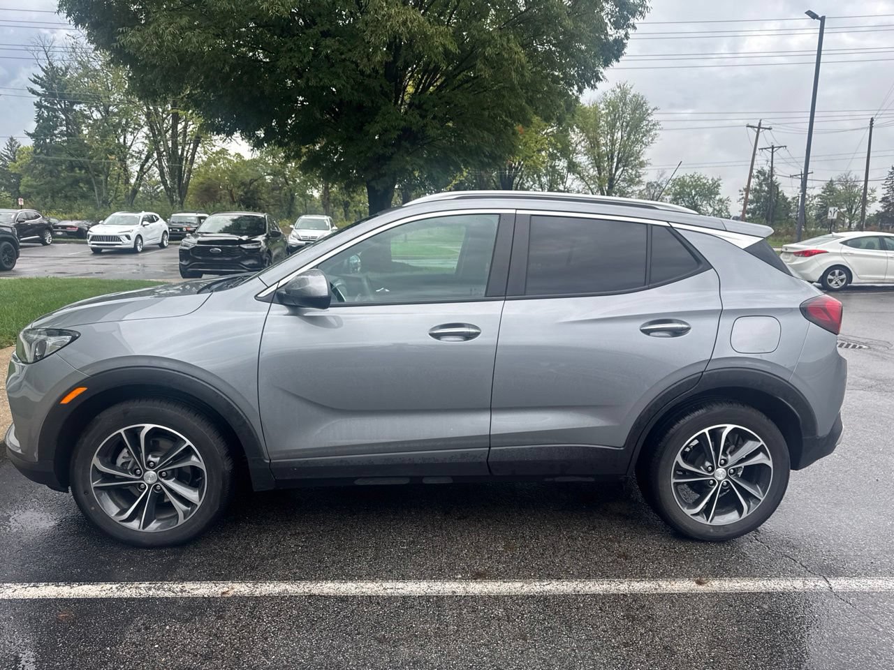 Used 2023 Buick Encore GX Select w/ Safety Package II FWD image 11