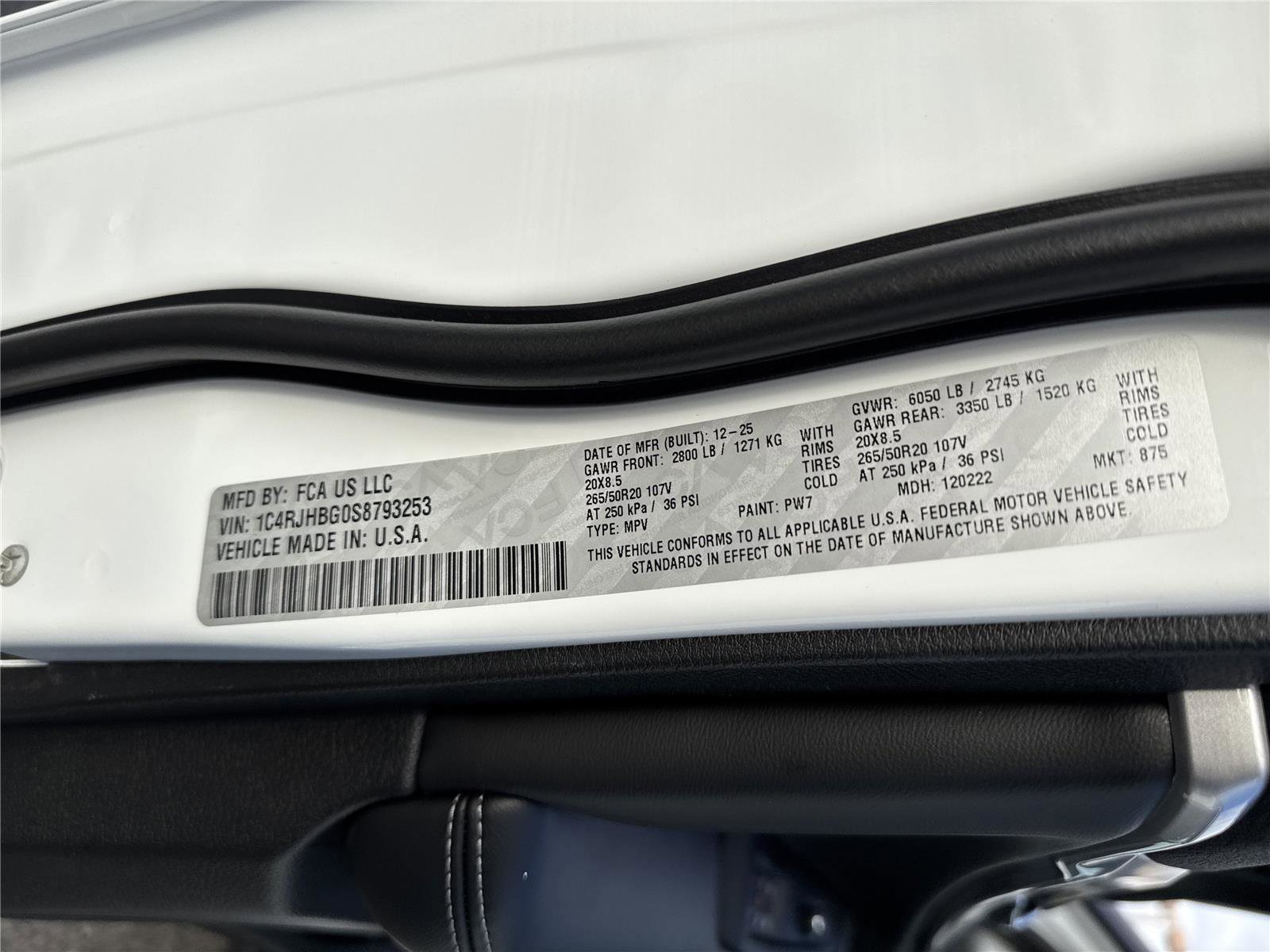 New 2025 Jeep Grand Cherokee Limited image 31