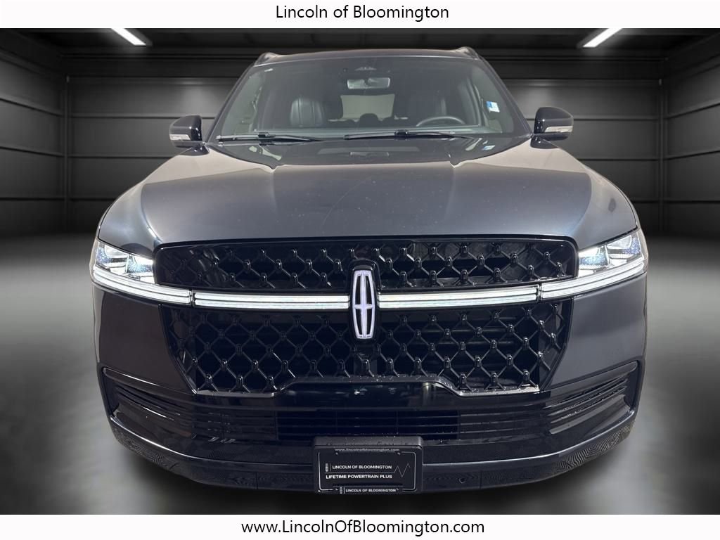 New 2025 Lincoln Navigator L Reserve w/ Jet Appearance Package image 10