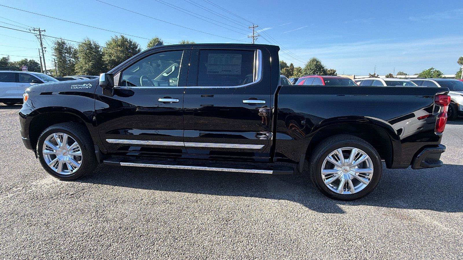 New 2026 Chevrolet Silverado 1500 High Country w/ High Country Premium Package AWD/4WD image 11