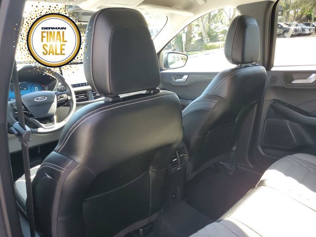 Used 2024 Ford Escape Platinum w/ Premium Technology Package image 18