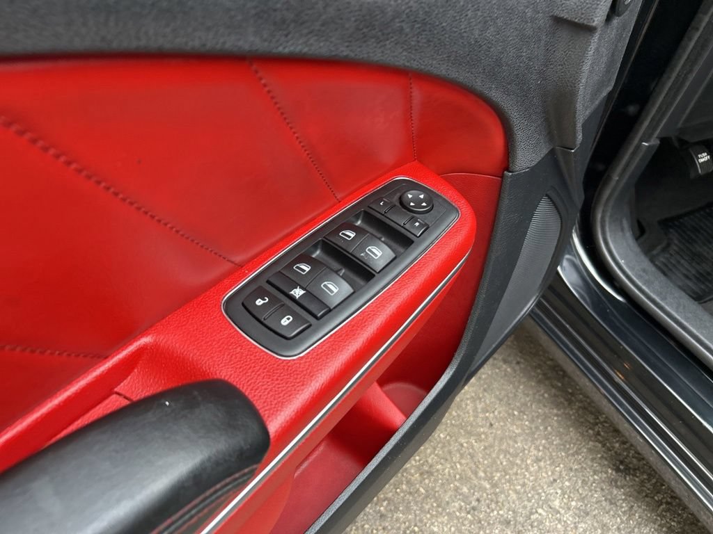 Used 2015 Dodge Charger R/T RWD image 34
