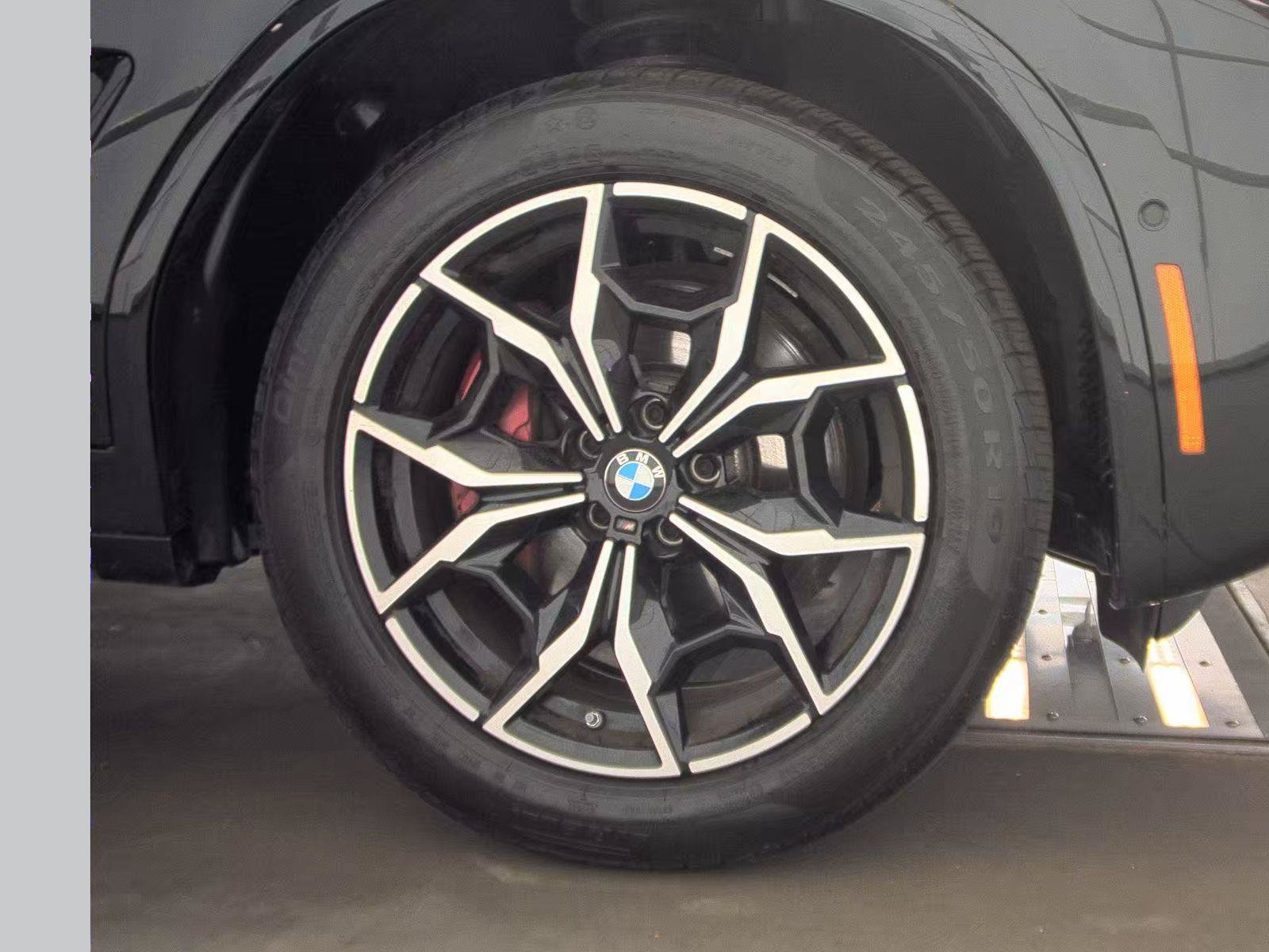 Used 2025 BMW X4 M40i w/ Premium Package AWD/4WD image 14