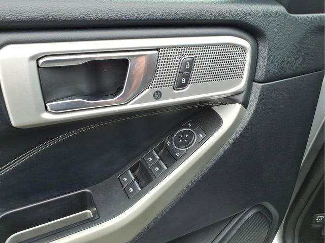 Used 2021 Ford Explorer Limited image 21