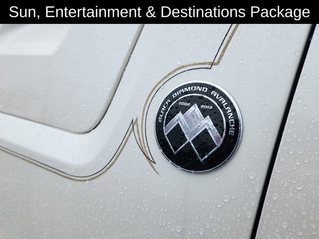 Used 2013 Chevrolet Avalanche LTZ image 15