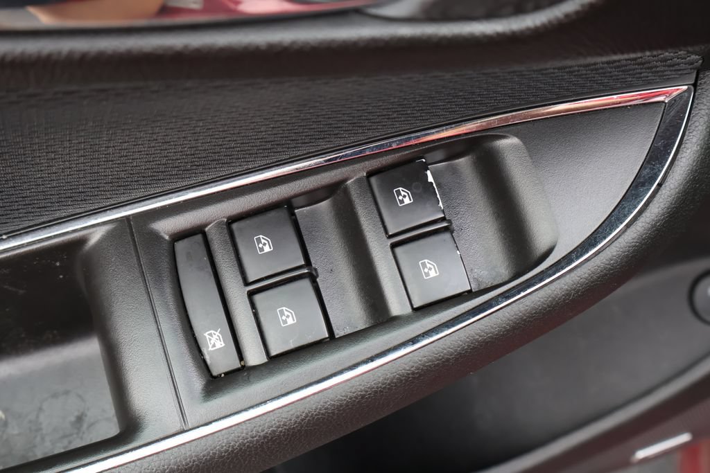 Used 2019 Chevrolet Cruze LT w/ Sun And Sound Package FWD image 14