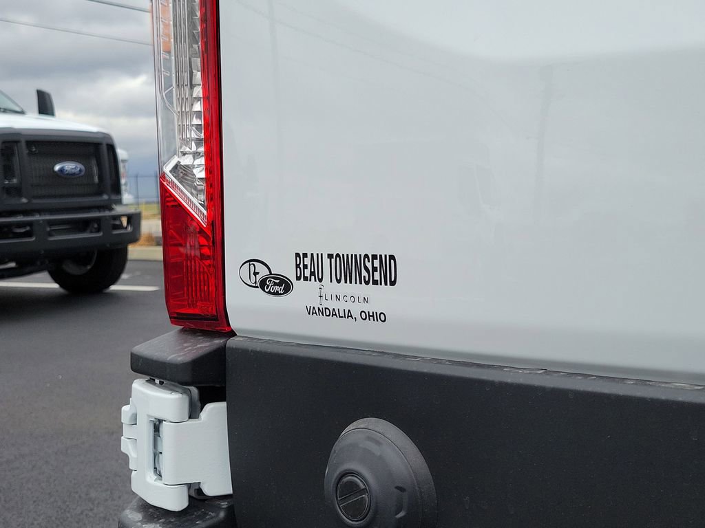 New 2026 Ford Transit 250 148 Medium Roof image 9