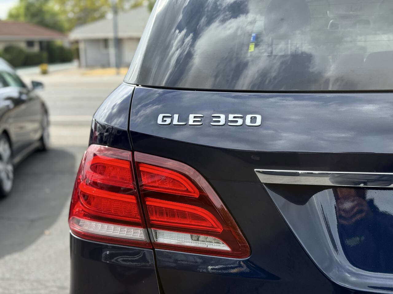 Used 2018 Mercedes-Benz GLE 350 4MATIC image 10