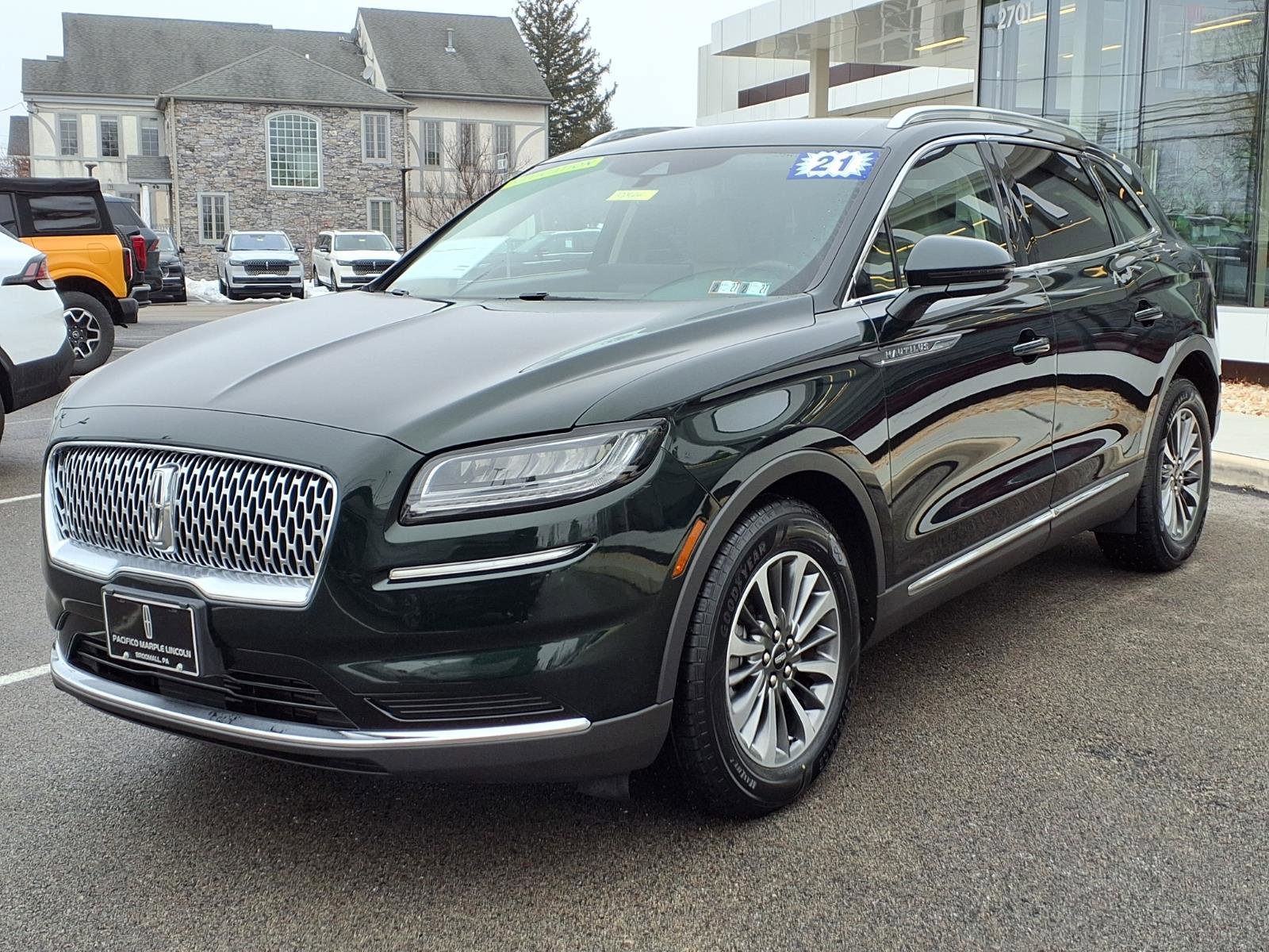 Used 2021 Lincoln Nautilus AWD w/ Equipment Group 101A image 7