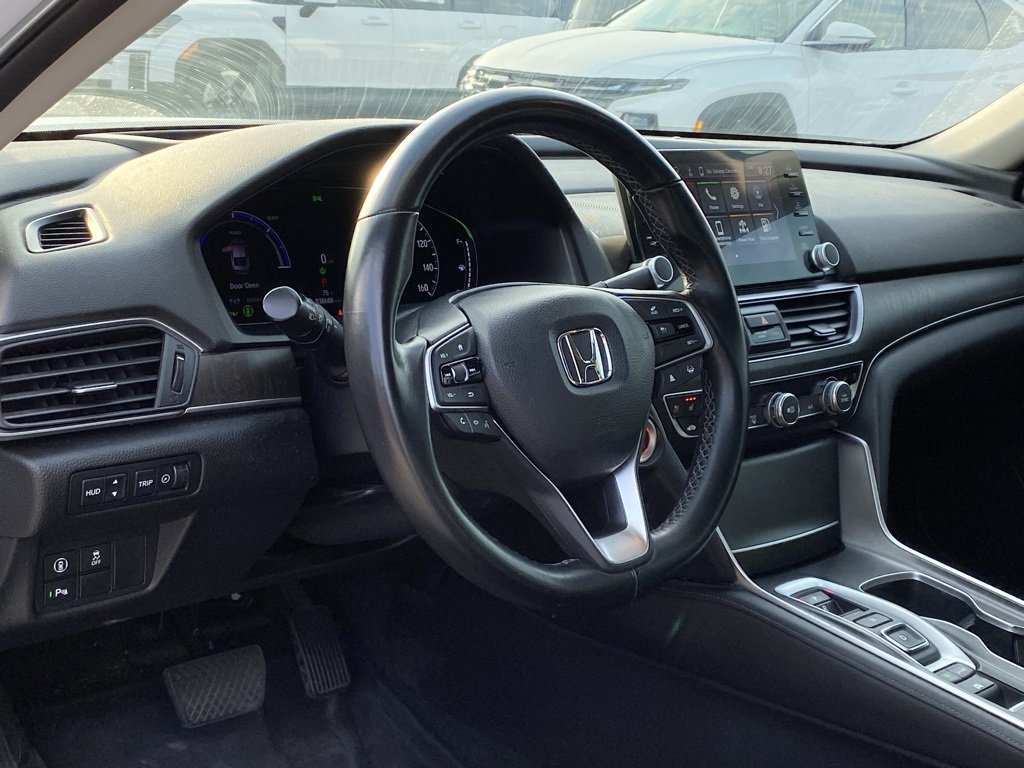 Used 2022 Honda Accord Touring image 9