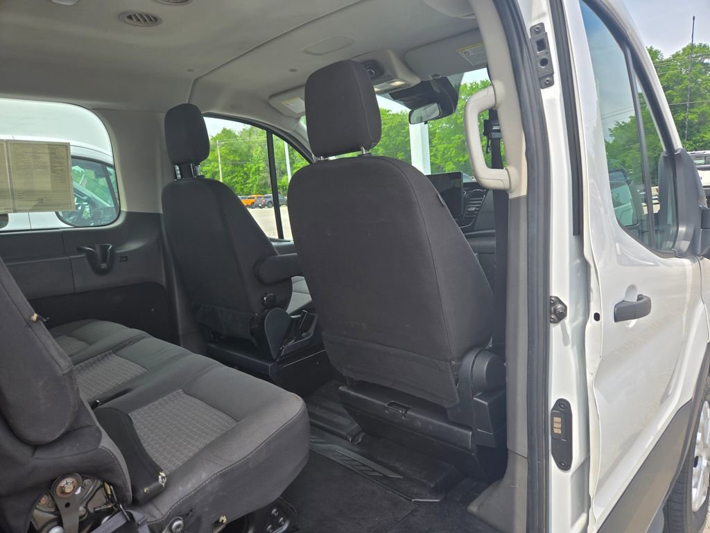 Used 2023 Ford Transit 350 XLT RWD image 9