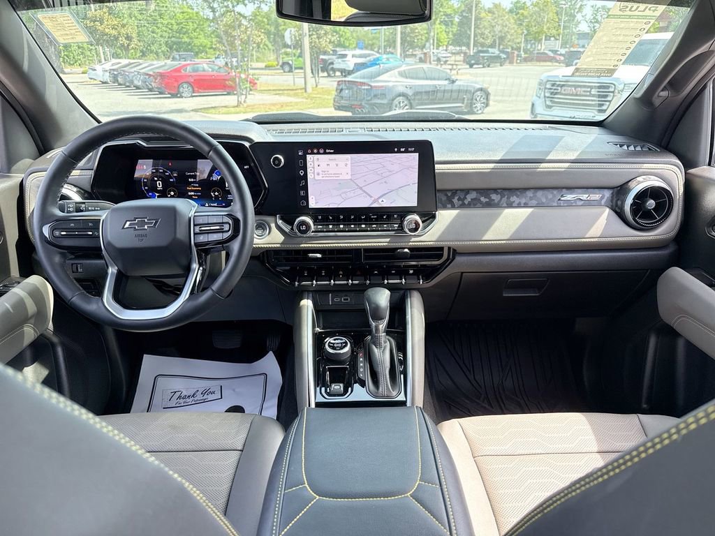 Used 2025 Chevrolet Colorado ZR2 image 21